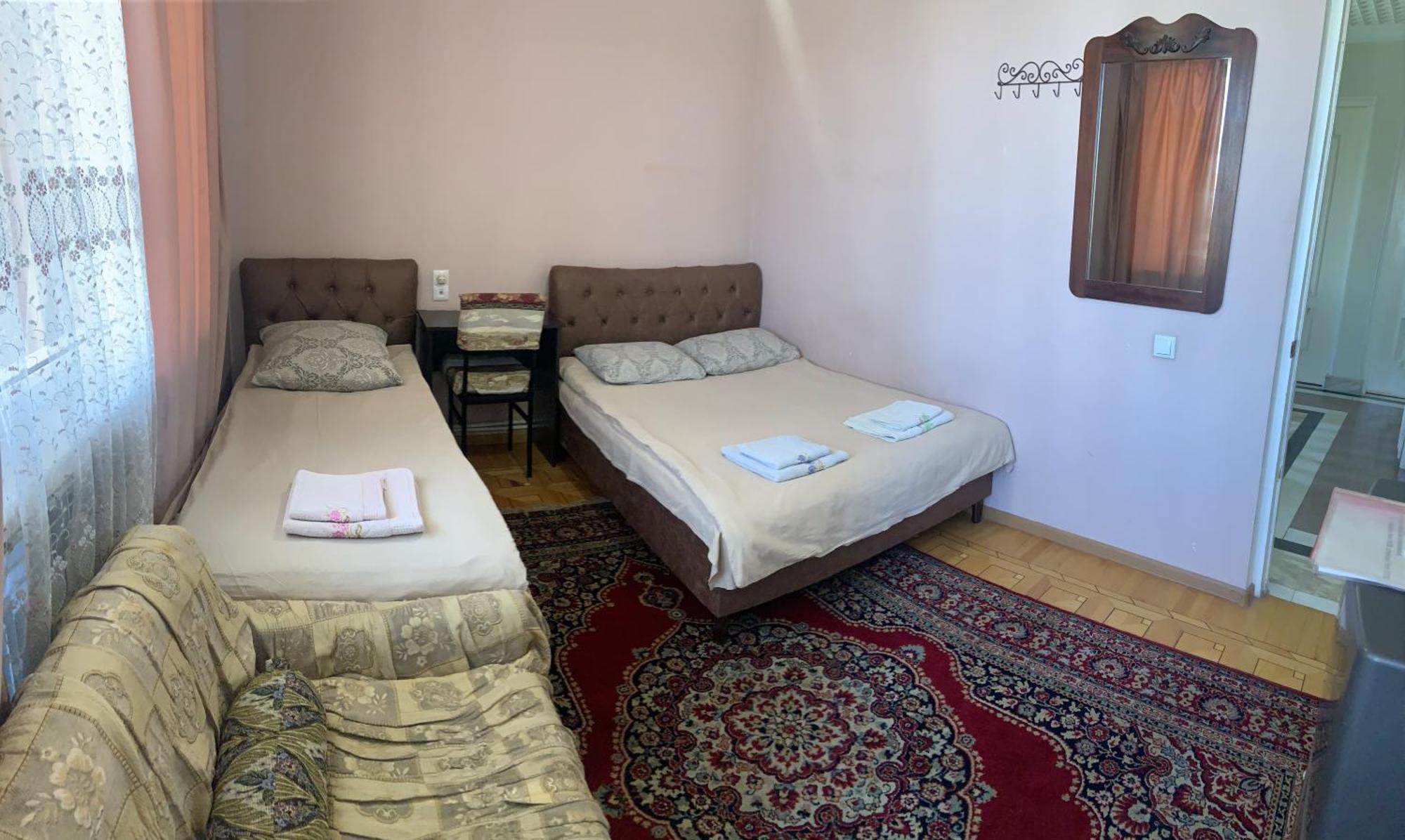 Guest House Lilia Yerevan Bagian luar foto